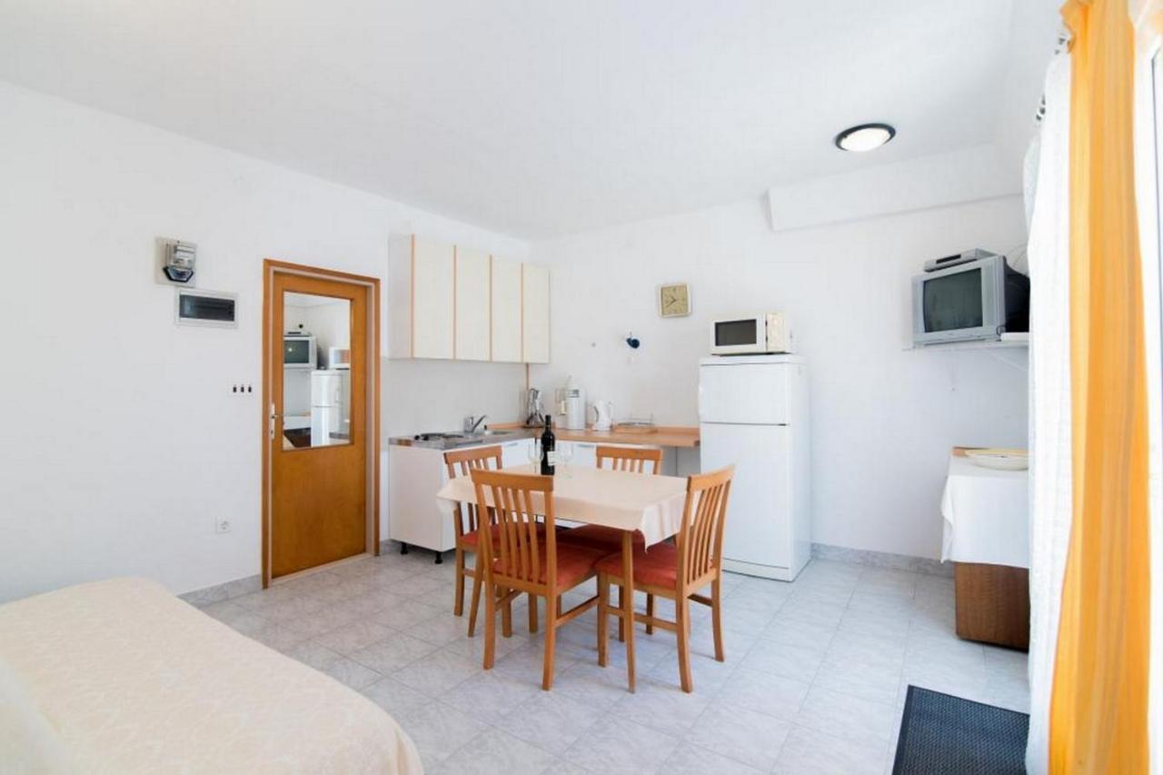 Apartments Veve Postira Ngoại thất bức ảnh