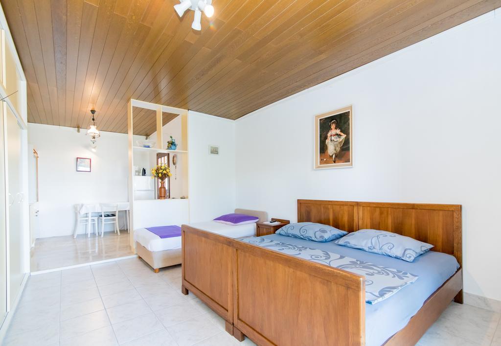 Apartments Veve Postira Ngoại thất bức ảnh