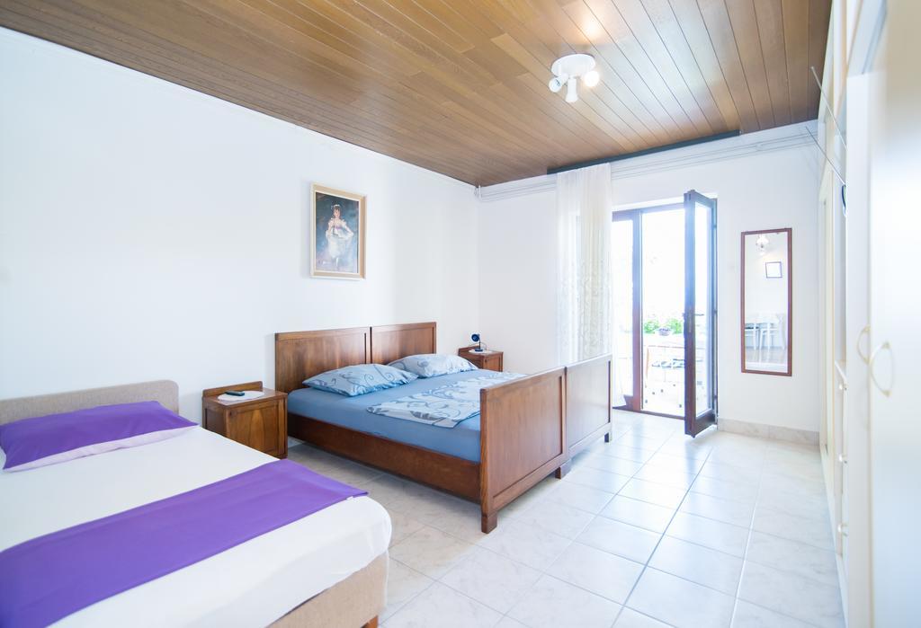 Apartments Veve Postira Ngoại thất bức ảnh