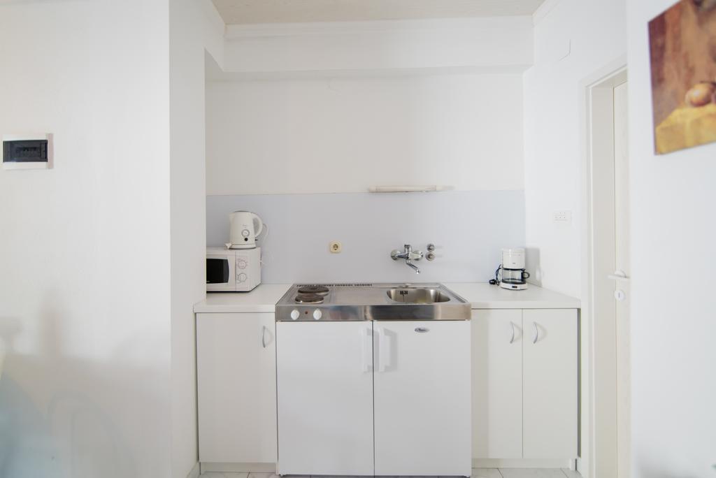 Apartments Veve Postira Ngoại thất bức ảnh